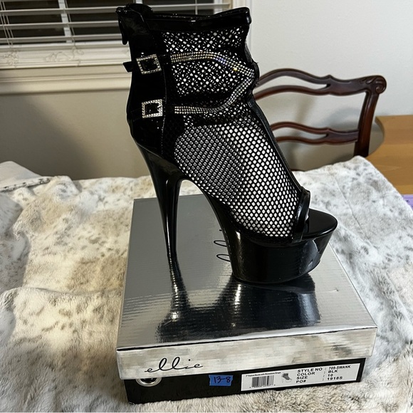 New Ellie Black 7” Fishnet Rhinestone Stiletto Platform Bootie Heels sz 10 - Picture 3 of 11